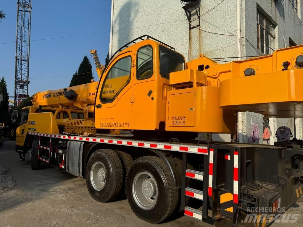 XCMG QY 25 K Mobiilinosturit