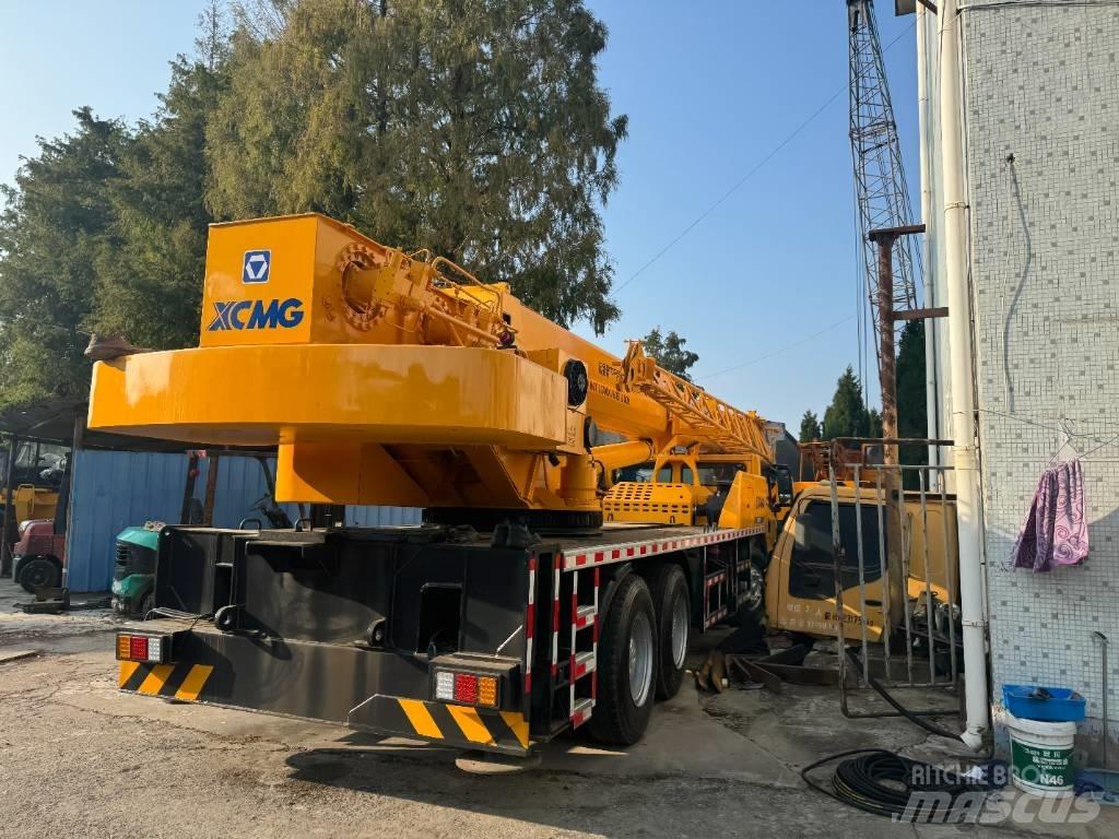 XCMG QY 25 K Mobiilinosturit