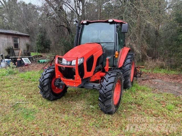 Kubota M5-111HD12 Traktorit
