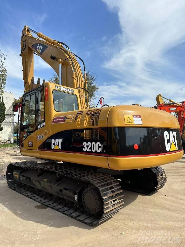 CAT 320 C L Telakaivukoneet