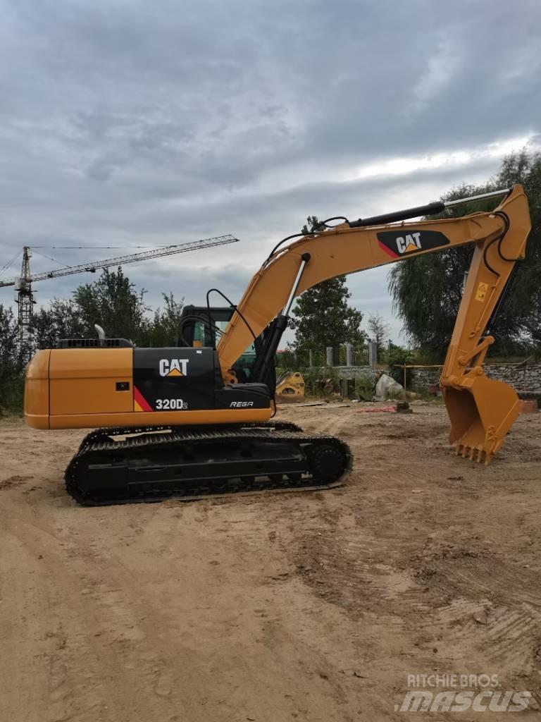 CAT 320 D Telakaivukoneet