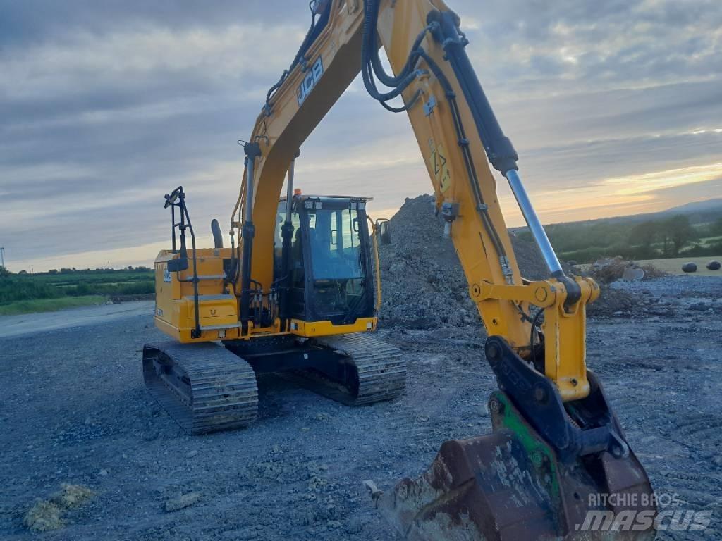 JCB 131 X Telakaivukoneet