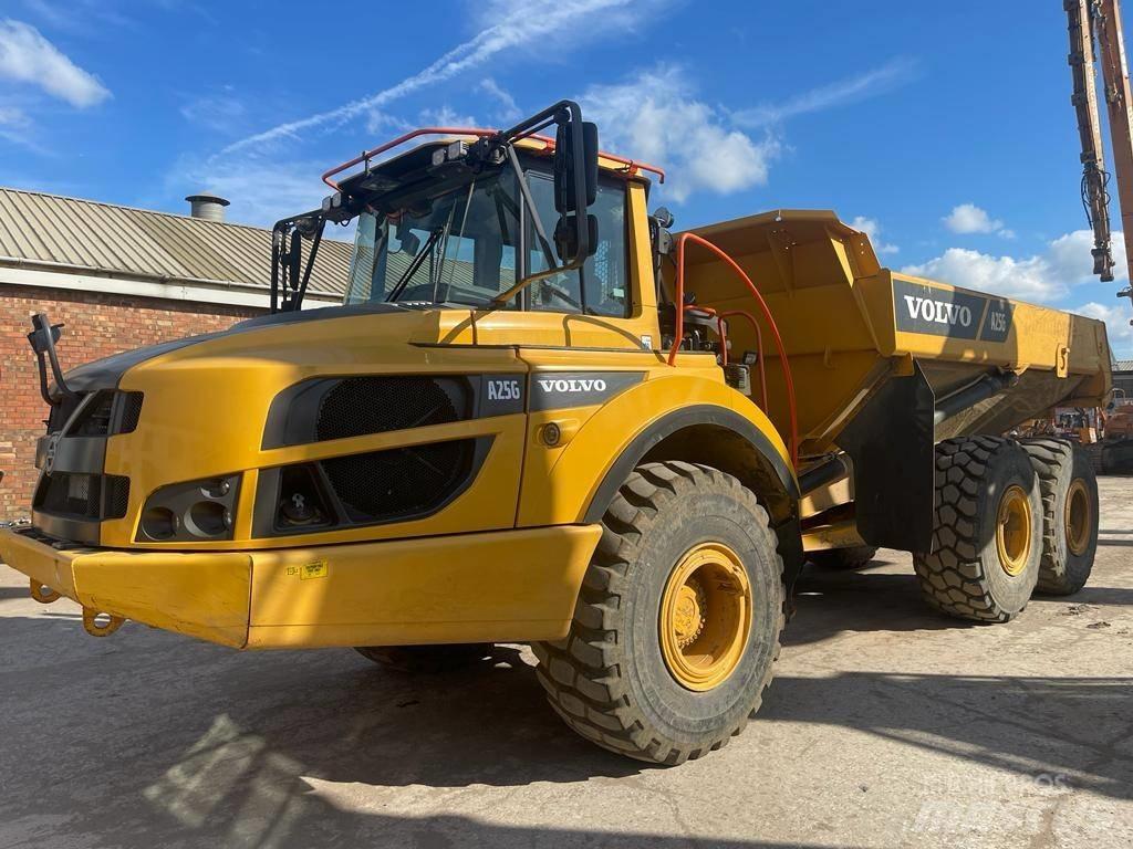 Volvo A 25 G Dumpperit