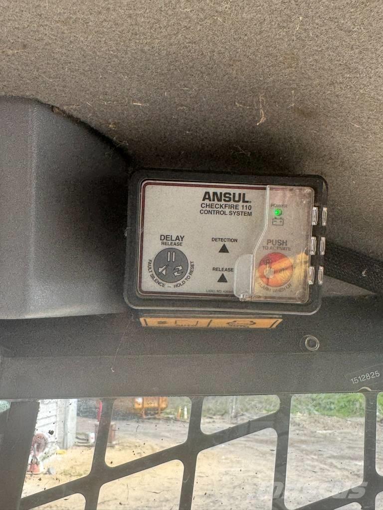 CAT 299 D3 XE Liukuohjatut kuormaajat