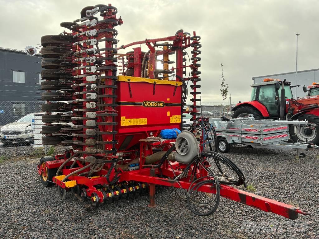 Väderstad Rapid800 Kylvökoneet