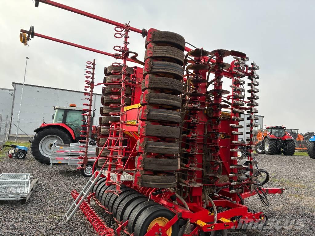 Väderstad Rapid800 Kylvökoneet