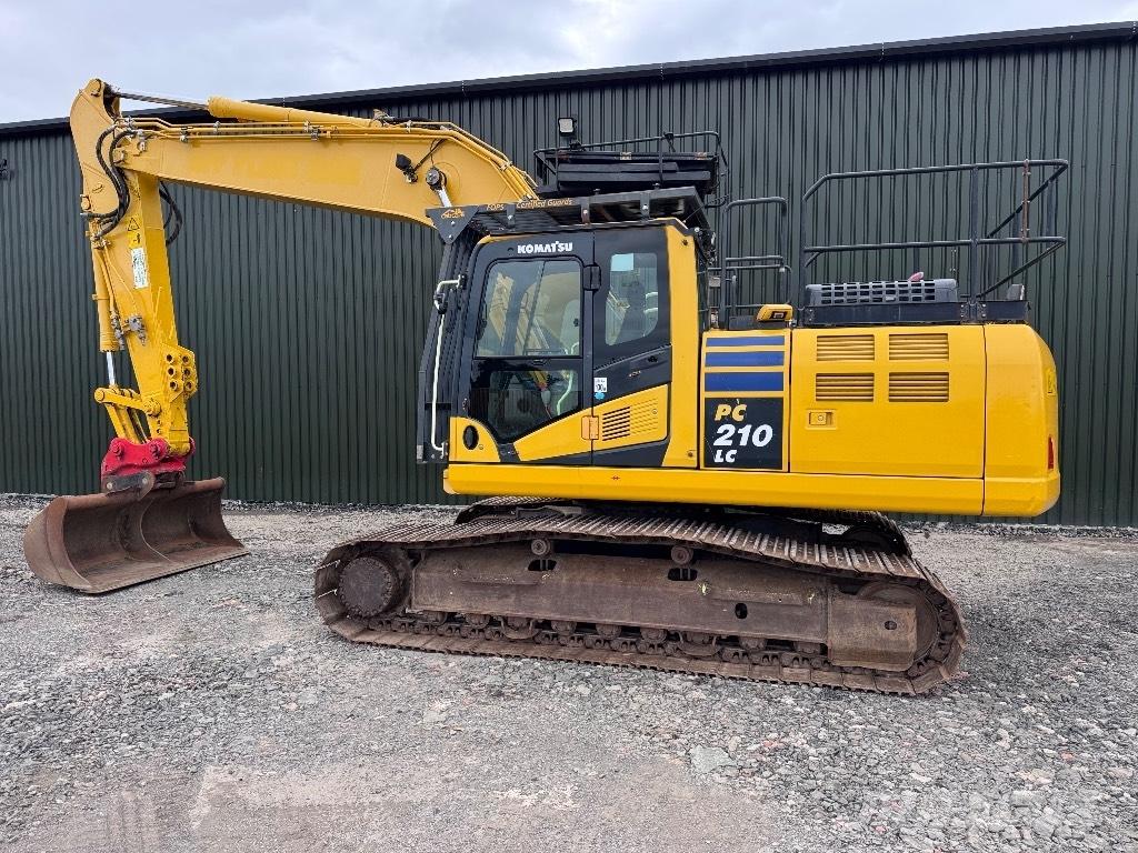 Komatsu PC 210 LC-11 Telakaivukoneet
