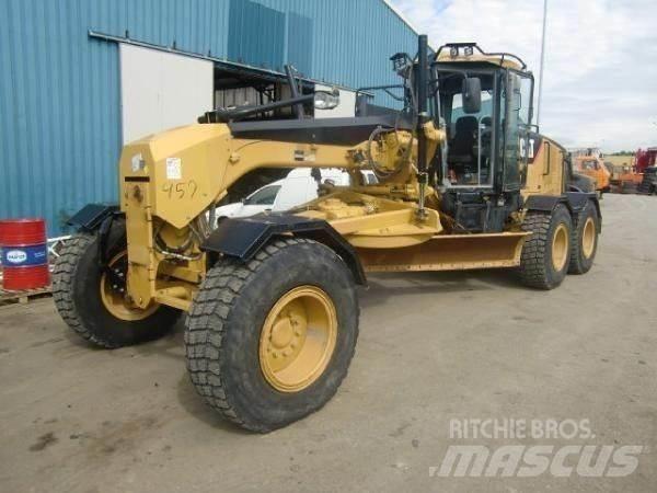CAT 140M Tiehöylät