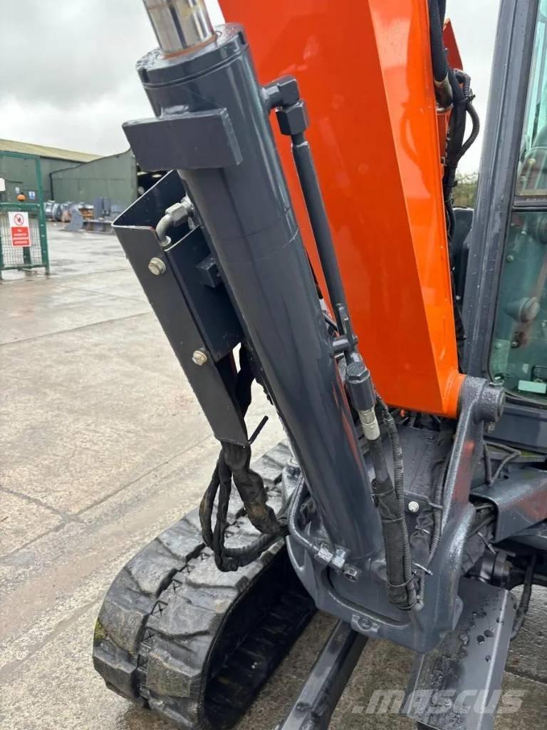 Hitachi ZX55U -6 CLR Minikaivukoneet < 7t
