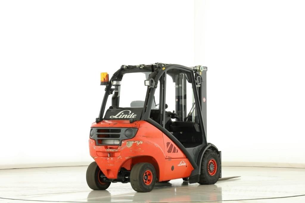 Linde H 30 T Nestekaasutrukit