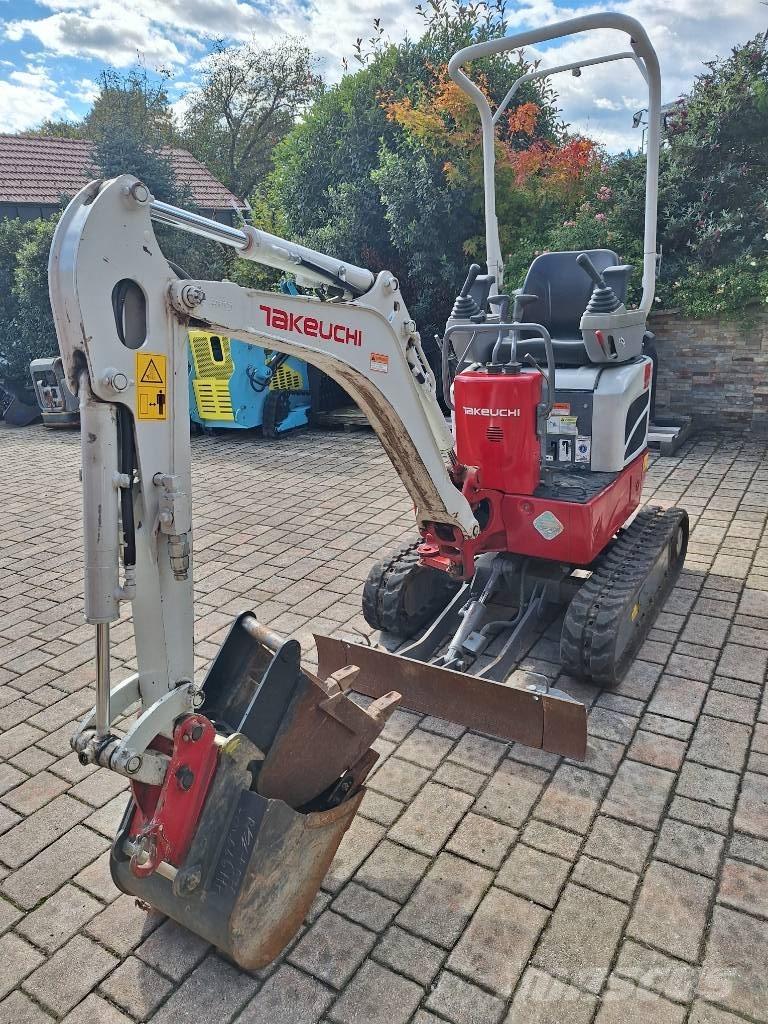 Takeuchi TB 210 R Minikaivukoneet < 7t