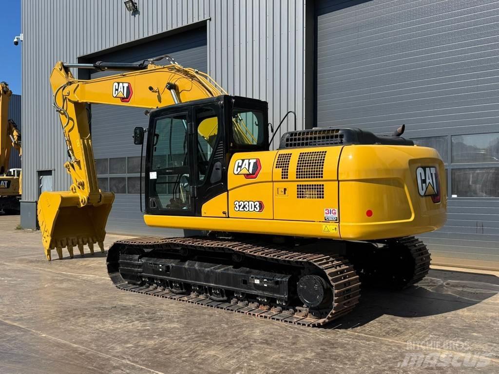 CAT 323D3 Telakaivukoneet
