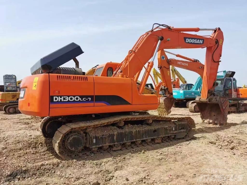 Doosan DH300LC-7 Telakaivukoneet