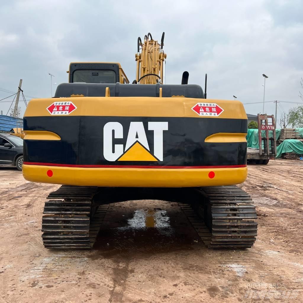 CAT 320 B Telakaivukoneet