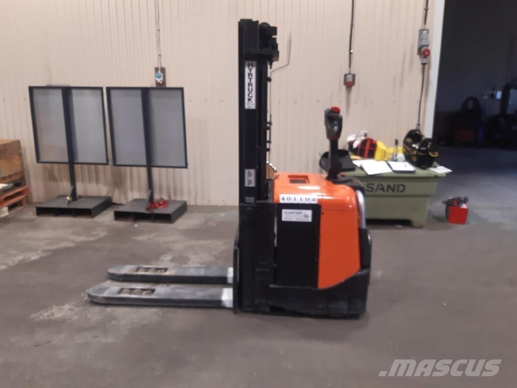 BT SPE125L Ajettavat pinoamisvaunut