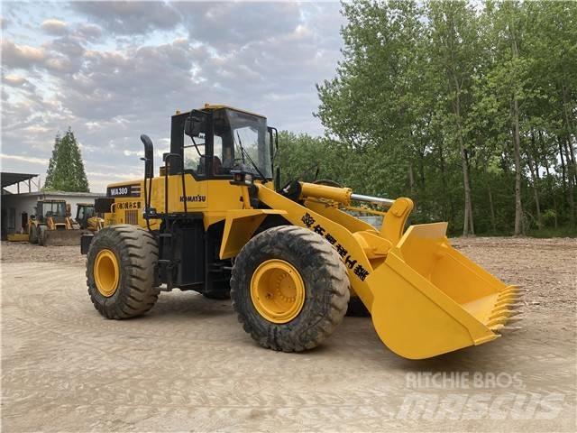 Komatsu WA380-3 Kaivurikuormaajat