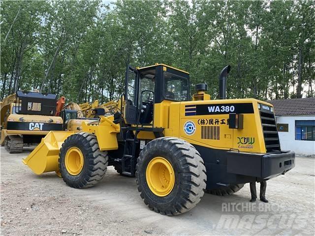 Komatsu WA380-3 Kaivurikuormaajat