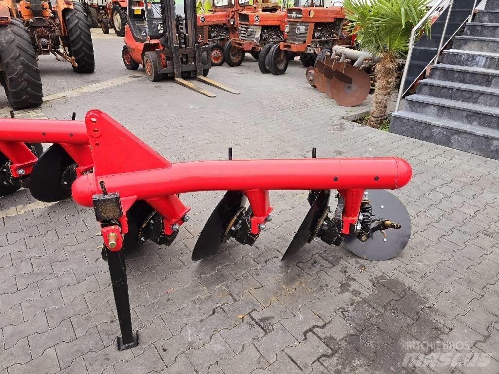 Massey Ferguson 265 Traktorit