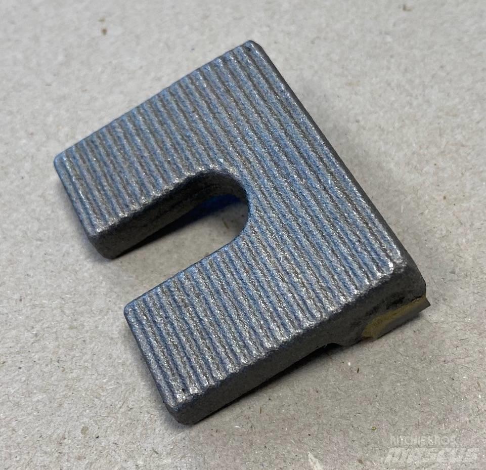 Wirtgen RX4500 Alusta ja jousitus