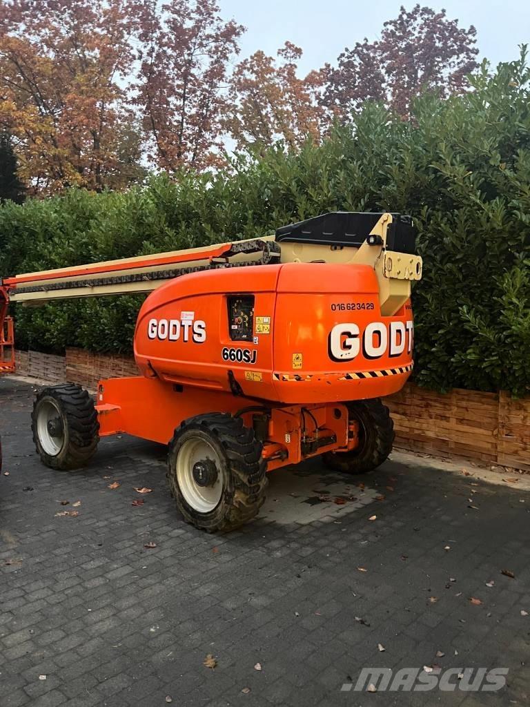 JLG 660SJ Teleskooppipuominostimet