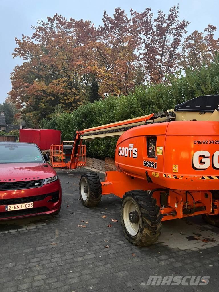 JLG 660SJ Teleskooppipuominostimet