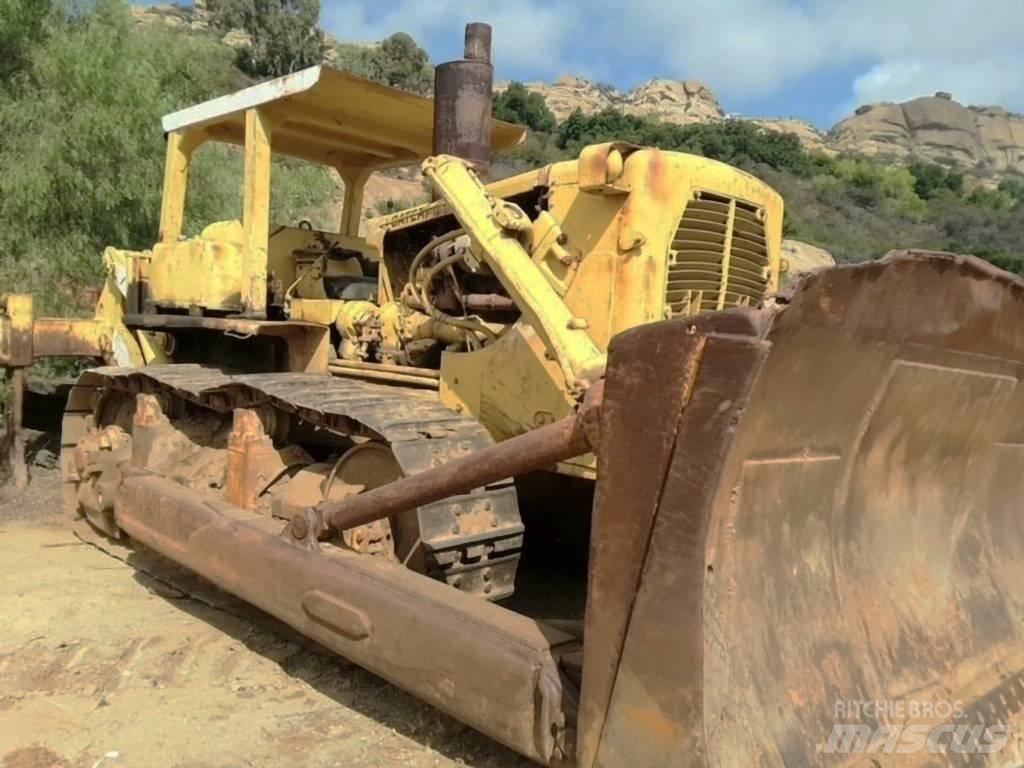 CAT D 9 G Telaketjupuskutraktorit