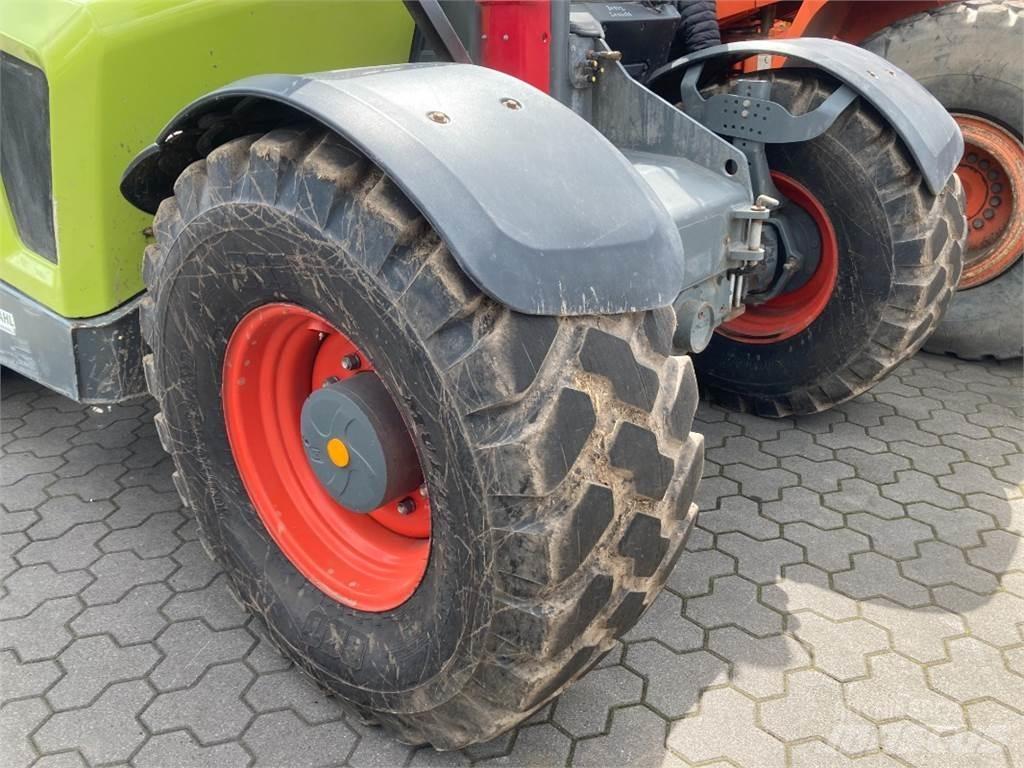 CLAAS Scorpion 756 Traktorit