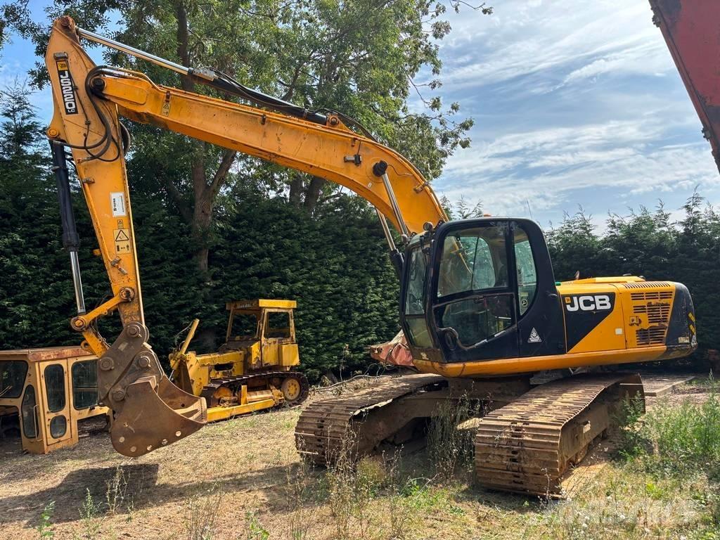 JCB JS 220 LC Telakaivukoneet