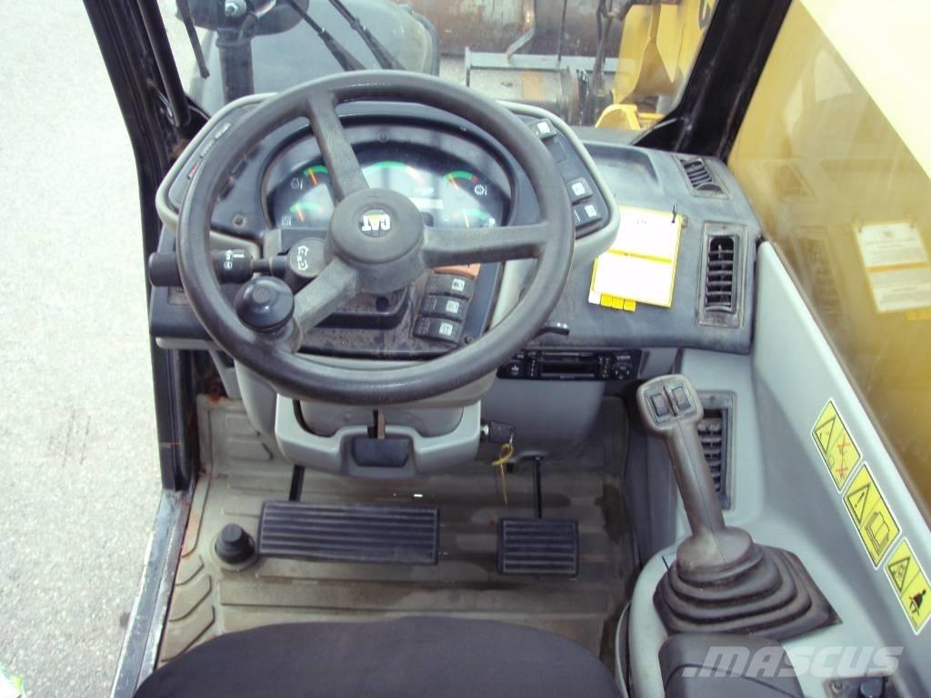 CAT TH 340 B Kurottajat