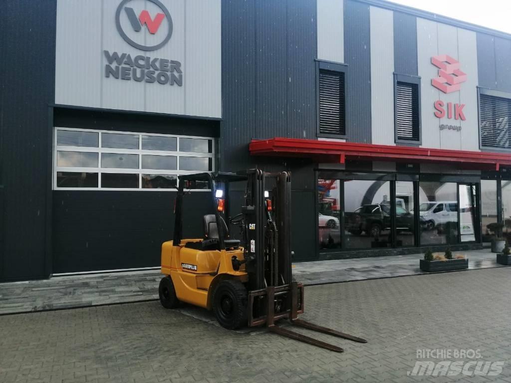 CAT DP 25 K Dieseltrukit