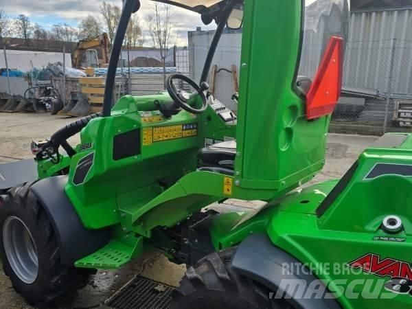 Avant 860 i Liukuohjatut kuormaajat