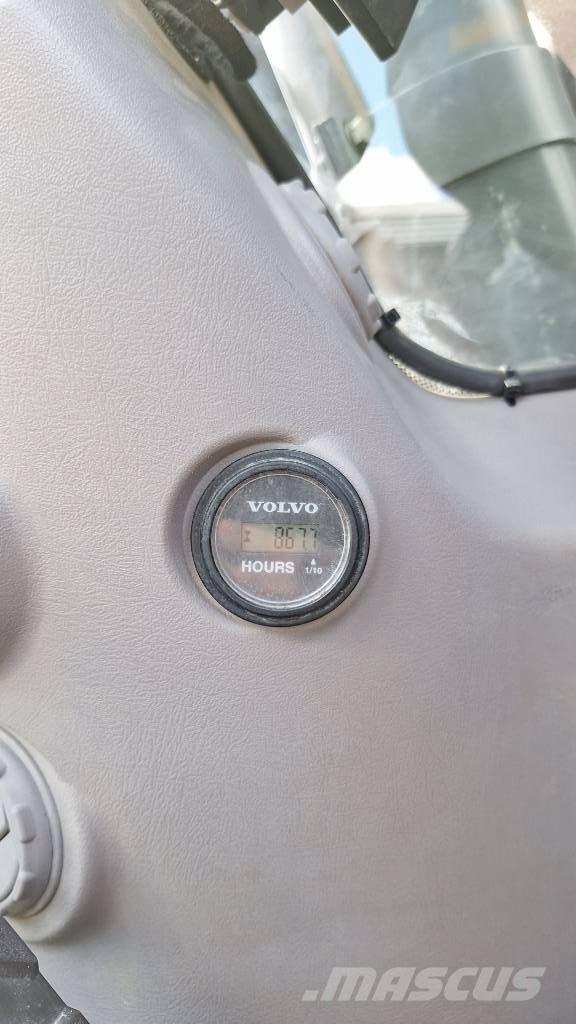 Volvo EC 300 EL Telakaivukoneet