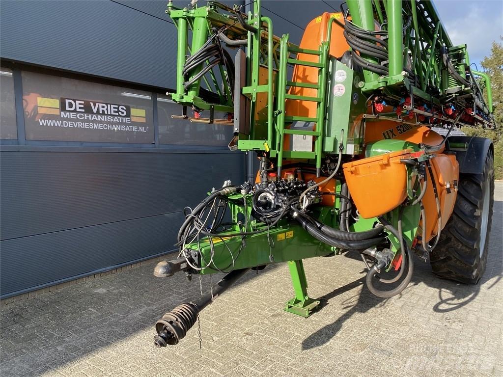 Amazone UX 5200 Hinattavat ruiskut