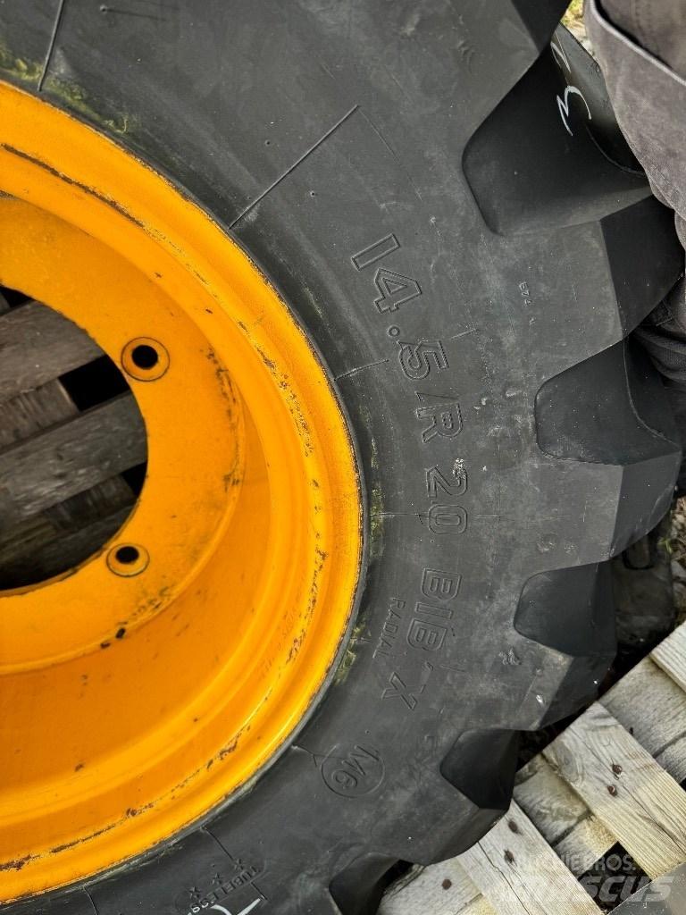 Michelin 14.5R20 Renkaat ja vanteet