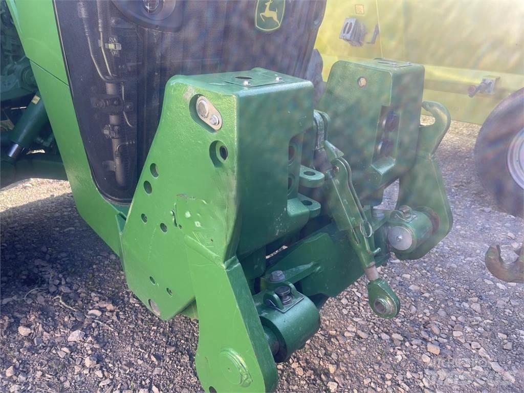 John Deere 8345 R Traktorit