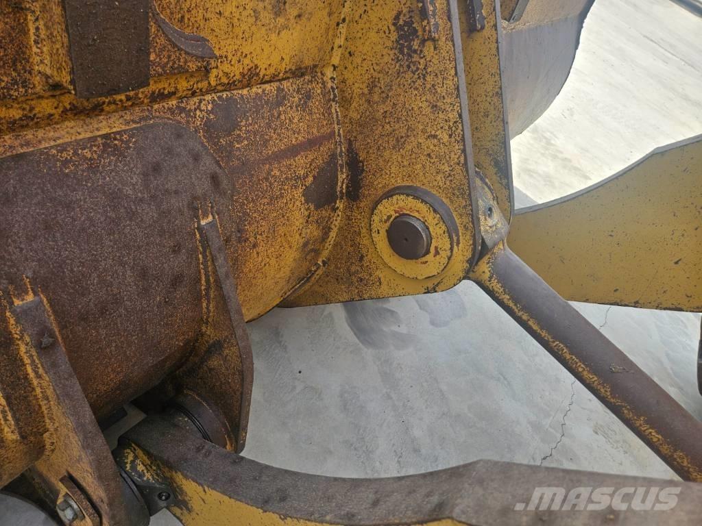 CAT 972 H Pyöräkuormaajat