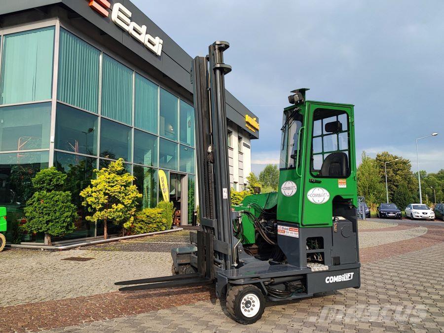 Combilift C4000 Nelitietrukit