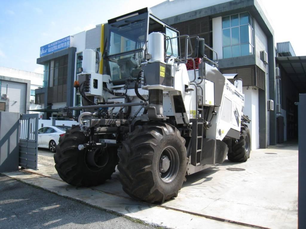 Wirtgen WR 2500 Asfaltin uusiokäyttölaitteet