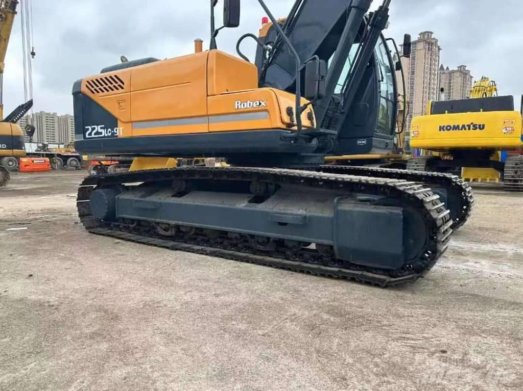 Hyundai 225LC-9T Telakaivukoneet