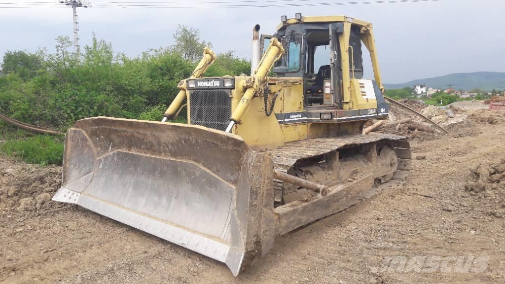 Komatsu D 85 P-21 Puskukoneet