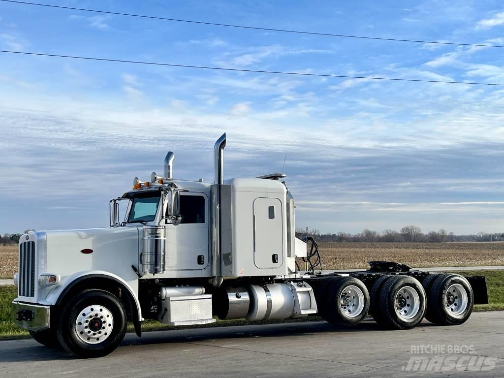 Peterbilt 388 Vetopöytäautot