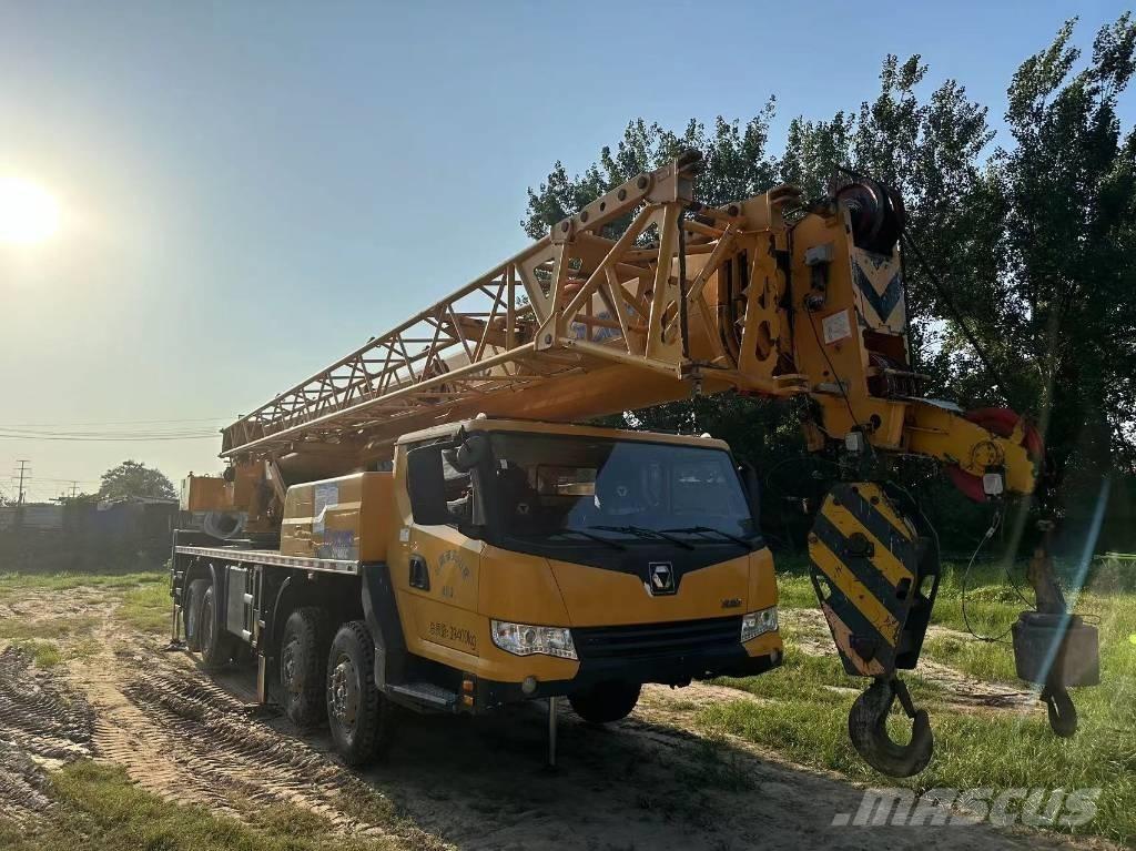 XCMG QY40KC Mobiilinosturit