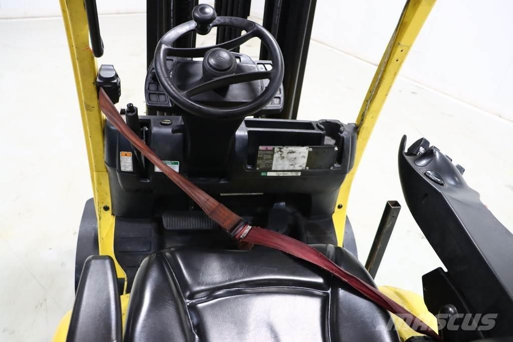 Hyster S3.0FT Nestekaasutrukit