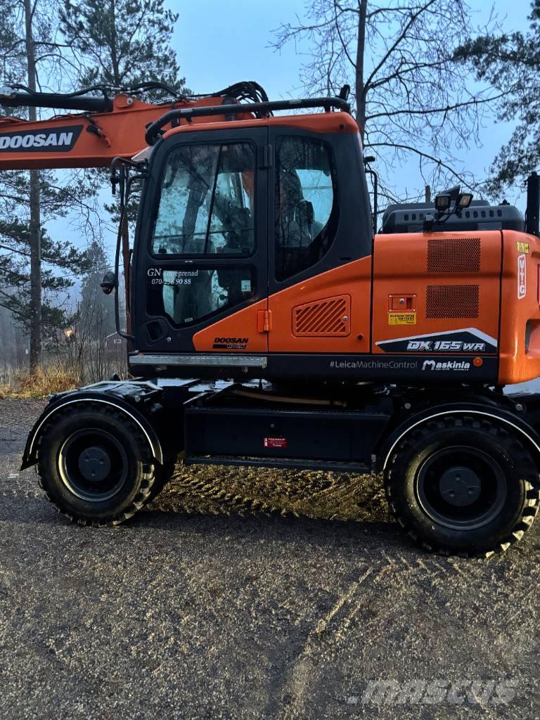 Doosan DX 165 W-7 Pyöräkaivukoneet