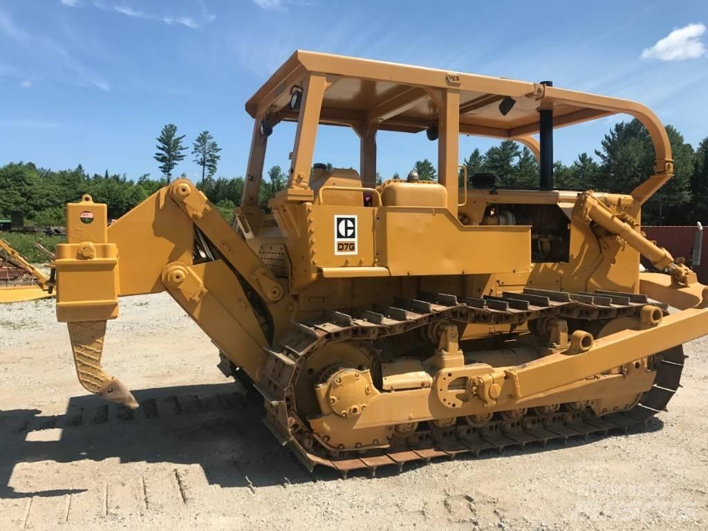 CAT D7G Telaketjupuskutraktorit