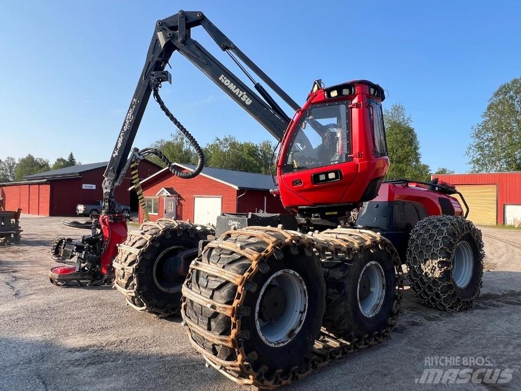 Komatsu 951 Harvesterit