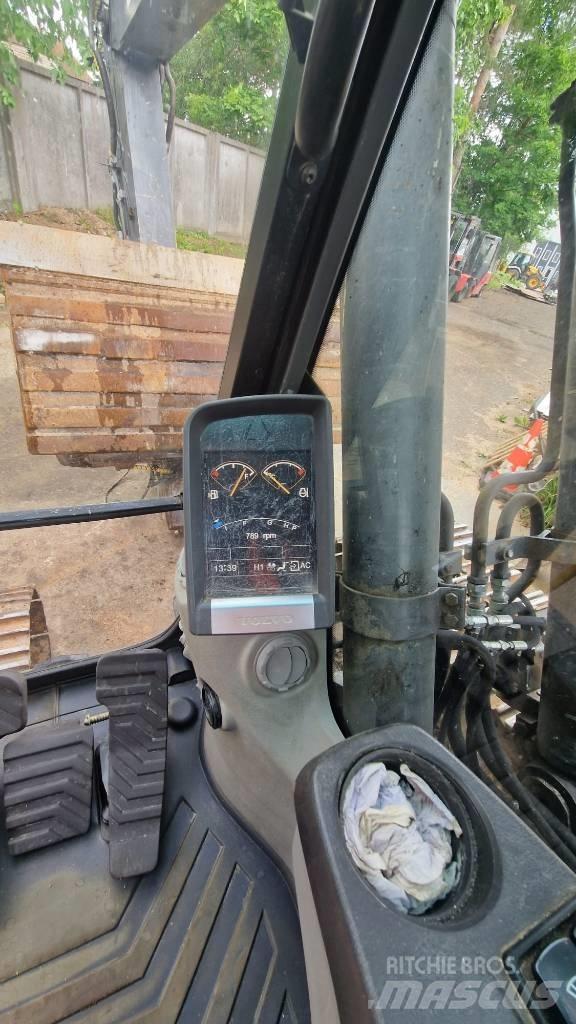 Volvo EC180CL Telakaivukoneet