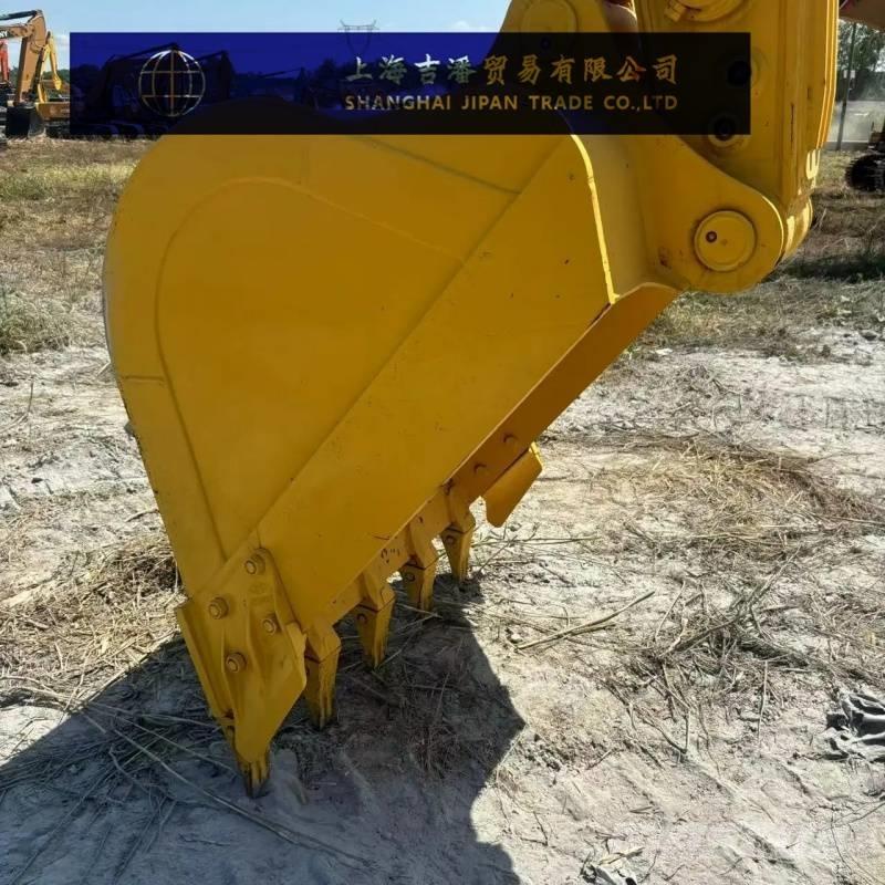 Komatsu PC 210 Telakaivukoneet