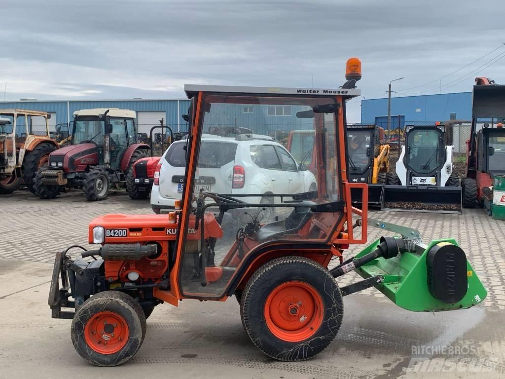 Kubota B 4200 Traktorit