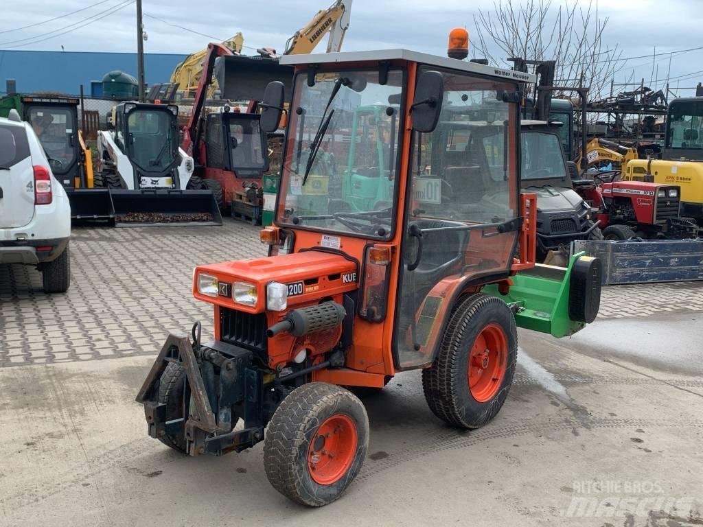 Kubota B 4200 Traktorit